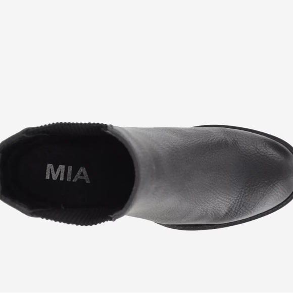 MIA Women Jody Chelsea Black Boots 7M Anatomic Contoured Footbed Block Heel Chic - Picture 2 of 16